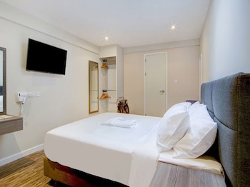 Gissons Hotel By Oyo Rooms (Adults Only)