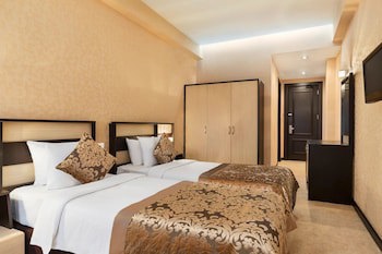 Days Hotel By Wyndham Baku