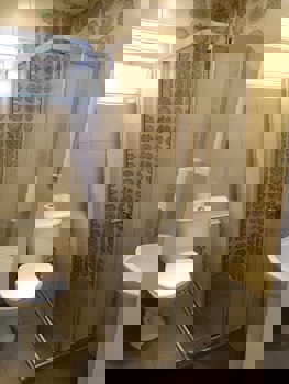 Antique Hostel & Guesthouse