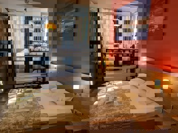 Antique Hostel & Guesthouse