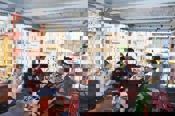 Antique Hostel & Guesthouse