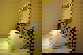 Antique Hostel & Guesthouse