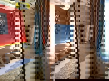 Antique Hostel & Guesthouse