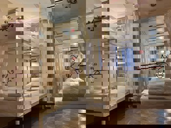 Antique Hostel & Guesthouse