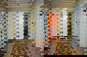 Antique Hostel & Guesthouse