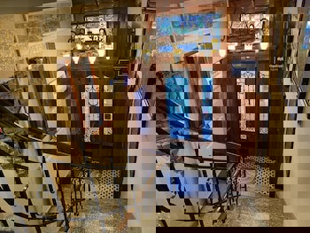 Antique Hostel & Guesthouse