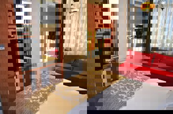 Antique Hostel & Guesthouse