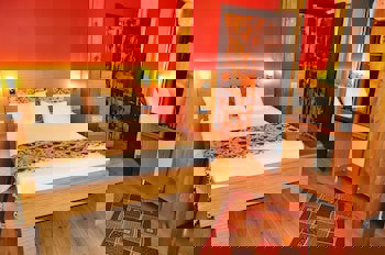 Antique Hostel & Guesthouse