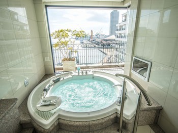 Hotel La Suite Kobe Harborland