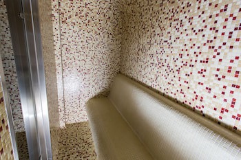 Revesz Hotel