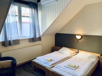 Revesz Hotel