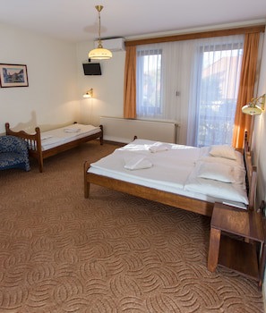 Revesz Hotel