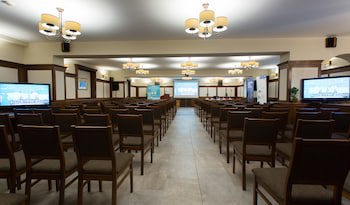 Revesz Hotel