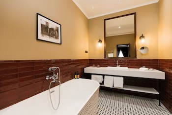 Andrassy Kuria & Spa