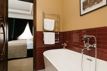 Andrassy Kuria & Spa