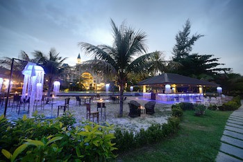 Bella Vista Waterfront Resort