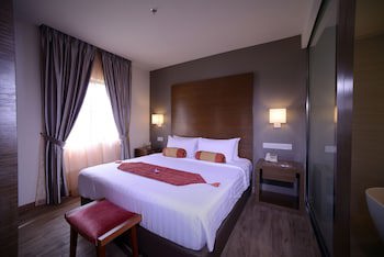 Bella Vista Waterfront Resort