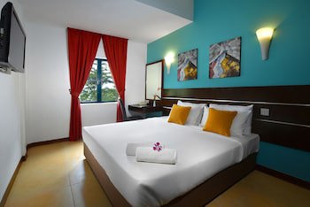 Bella Vista Waterfront Resort