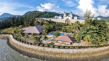 Bella Vista Waterfront Resort