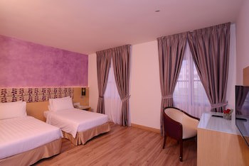 Bella Vista Waterfront Resort