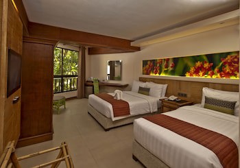 Costabella Tropical Beach Hotel