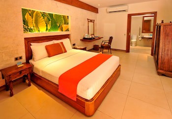 Costabella Tropical Beach Hotel
