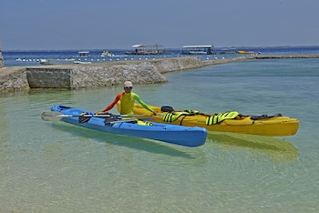 Costabella Tropical Beach Hotel