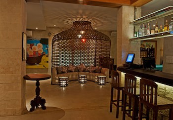 Costabella Tropical Beach Hotel