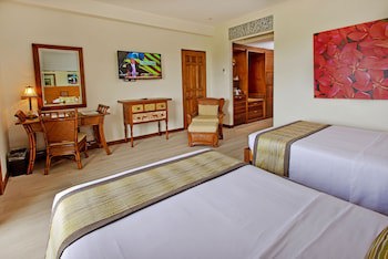 Costabella Tropical Beach Hotel