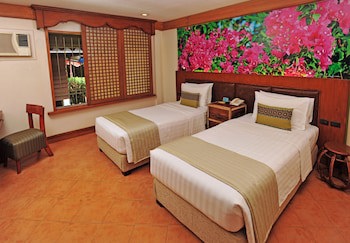 Costabella Tropical Beach Hotel