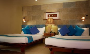Bluewater Sumilon Island Resort
