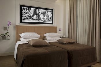 Chic Hotel