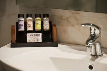 Chic Hotel