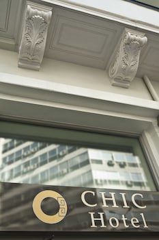 Chic Hotel
