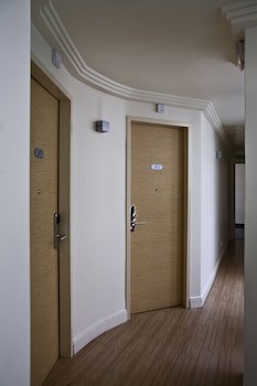 Chic Hotel