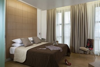 Chic Hotel