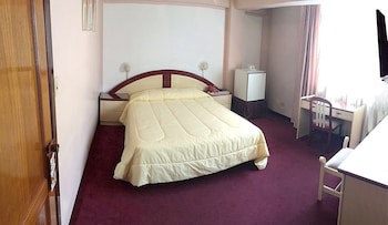 Americana Hotel