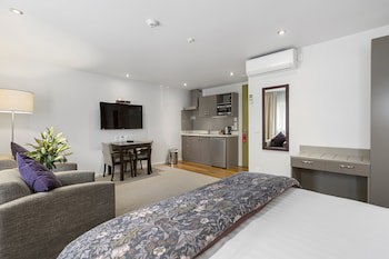 Boulcott Lodge