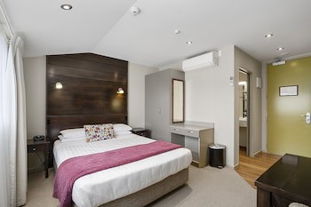 Boulcott Lodge