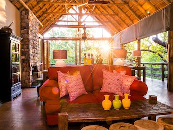 Aha Thakadu River Camp
