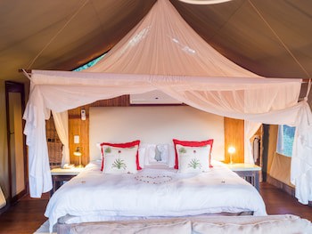 Aha Thakadu River Camp