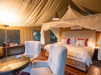 Aha Thakadu River Camp