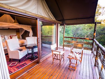 Aha Thakadu River Camp