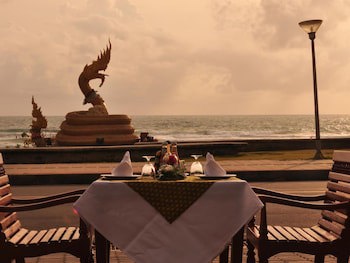 Baan Karonburi Resort
