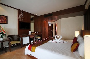 Baan Karonburi Resort