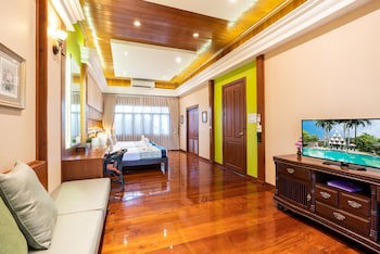Le Charme Sukhothai Historical Park Resort