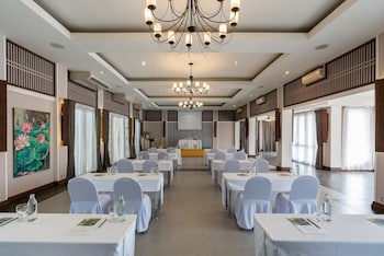 Le Charme Sukhothai Historical Park Resort