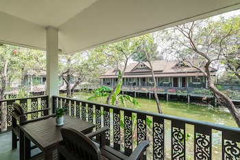 Le Charme Sukhothai Historical Park Resort