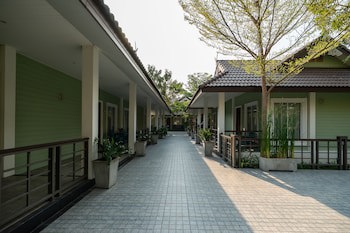 Le Charme Sukhothai Historical Park Resort