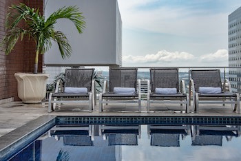 Adrianopolis All Suites